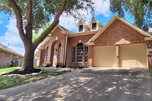 17122 Canterbury Green Ct, Sugar Land, TX 77498 - Photo 9