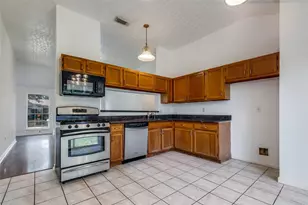 2014 Powder Mist Ln, Katy, TX 77449 - Photo 3