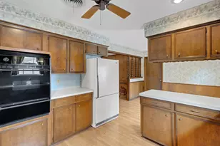 2206 Cedar Creek Dr, Baytown, TX 77520 - Photo 21