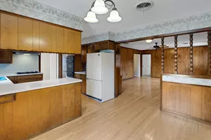 2206 Cedar Creek Dr, Baytown, TX 77520 - Photo 17