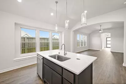 1008 Shoal Creek Trail, Conroe, TX 77304 - Photo 5