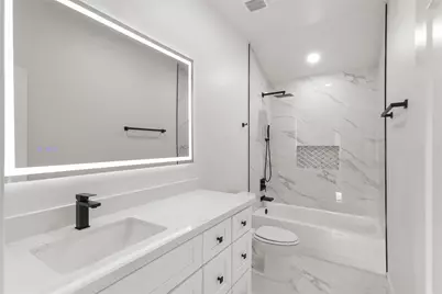 2518 Willow Springs Lane, Sugar Land, TX 77479 - Photo 17