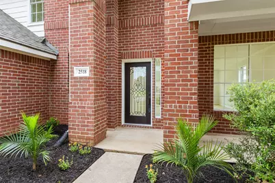 2518 Willow Springs Lane, Sugar Land, TX 77479 - Photo 3