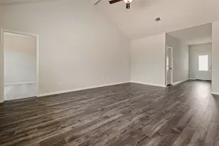 705 Jasmine Rdg Ln, Waller, TX 77484 - Photo 5