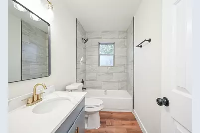 3730 Heatherbrook Drive, Houston, TX 77045 - Photo 15