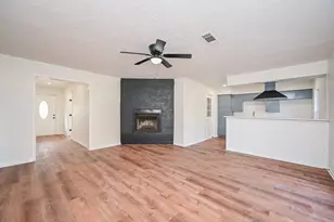 3730 Heatherbrook Dr, Houston, TX 77045 - Photo 7