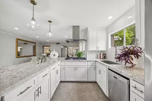 3631 Woodvalley Dr, Houston, TX 77025 - Photo 15
