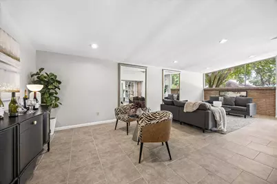 3631 Woodvalley Drive, Houston, TX 77025 - Photo 9