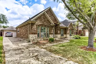 1224 Torchwood Dr, Friendswood, TX 77546 - Photo 3