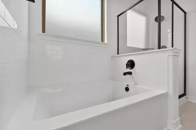 7827 Jade Crest Drive, Angleton, TX 77515 - Photo 7