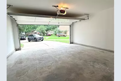2802 Sunshine Circle, Sugar Land, TX 77479 - Photo 23