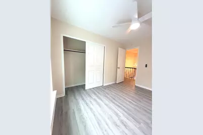 2802 Sunshine Circle, Sugar Land, TX 77479 - Photo 9