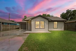 2403 Raymond St, Pasadena, TX 77506 - Photo 1
