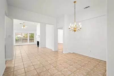 142 S Veranda Ridge Drive, The Woodlands, TX 77382 - Photo 7