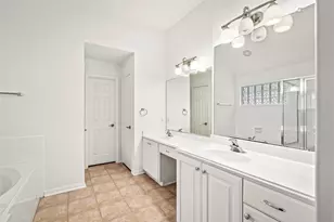 142 S Veranda Ridge Dr, The Woodlands, TX 77382 - Photo 19