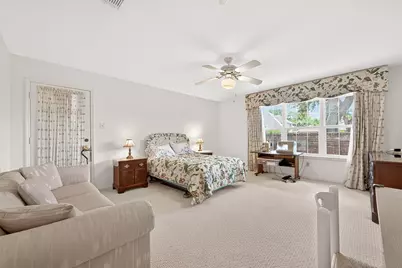 1518 Locke Lane, Sugar Land, TX 77478 - Photo 21