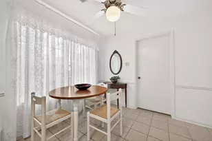 1518 Locke Ln, Sugar Land, TX 77478 - Photo 15