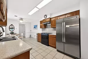 1518 Locke Ln, Sugar Land, TX 77478 - Photo 11