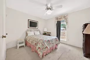 1518 Locke Ln, Sugar Land, TX 77478 - Photo 19