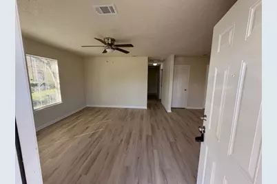 615 Shirley Street, Eagle Lake, TX 77434 - Photo 5