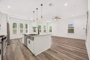 1106 Paul Quinn St, Houston, TX 77091 - Photo 11