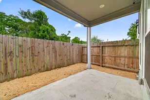 1106 Paul Quinn St, Houston, TX 77091 - Photo 39