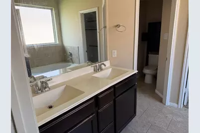 3127 Cambridge Falls Drive, Fresno, TX 77545 - Photo 9
