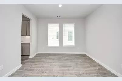 24510 Bradbury Woods Drive, Spring, TX 77373 - Photo 9