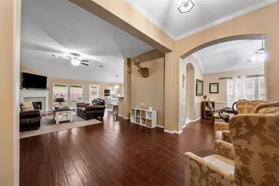 10006 King William Drive, La Porte, TX 77571 - Photo 5