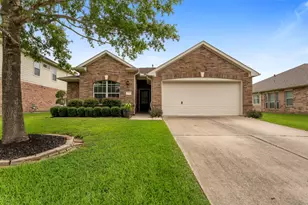 10006 King William Dr, La Porte, TX 77571 - Photo 1