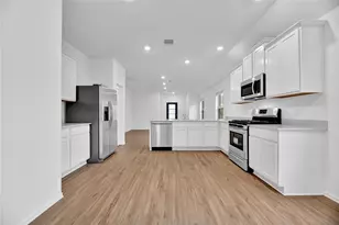 6208 Russett Elm Ct, Houston, TX 77365 - Photo 11