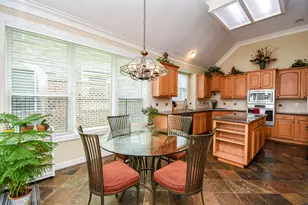 414 Nighthawk Ct, Sugar Land, TX 77478 - Photo 11