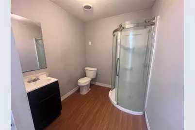 115 W Mulberry Avenue #B, Wharton, TX 77488 - Photo 7