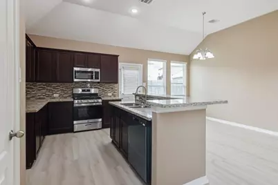 2502 Mossberg Court, Humble, TX 77396 - Photo 11