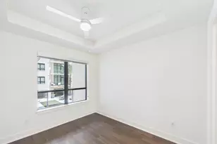 929 Westcott St, Houston, TX 77007 - Photo 11