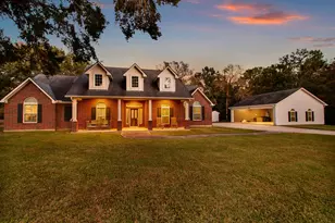 33402 Hillside Dr, Pinehurst, TX 77362 - Photo 3