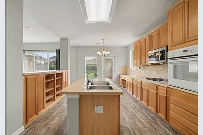 12023 Cooper Canyon Drive, Tomball, TX 77377 - Photo 9