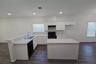 9509 Madera Rd, Houston, TX 77078 - Photo 5