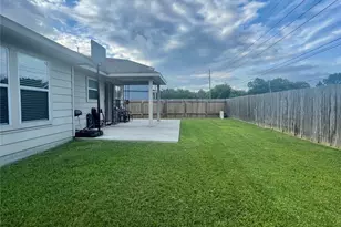 722 Pequin Rd, Crosby, TX 77532 - Photo 11