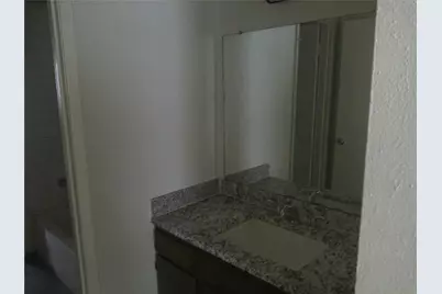 5771 Easthampton Drive #B, Houston, TX 77039 - Photo 7