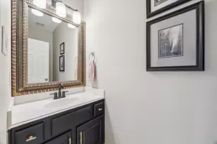 5242 Eigel St, Houston, TX 77007 - Photo 17