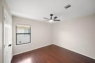 714 Coggins Point Way, Sugar Land, TX 77479 - Photo 25