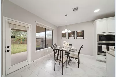 714 Coggins Point Way, Sugar Land, TX 77479 - Photo 11