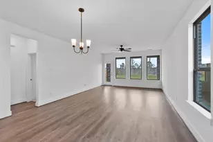 21010 Carob Tree Ln, Tomball, TX 77377 - Photo 3