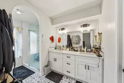 10711 Braes Forest Drive, Houston, TX 77071 - Photo 17