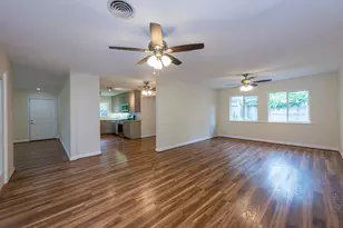 10613 Willowgrove Dr, Houston, TX 77035 - Photo 7