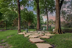 2001 Holcombe Blvd, Houston, TX 77030 - Photo 37