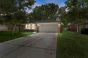 166 Fairwind Trail Dr, Conroe, TX 77385 - Photo 1