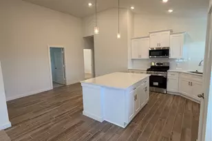 13202 Hayden Peak Dr, Iowa Colony, TX 77583 - Photo 5