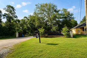 2111 County Rd 3405, Cleveland, TX 77327 - Photo 7